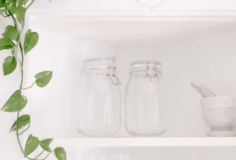 Simple & Beautiful: Using Mason Jars to Store Dry Goods